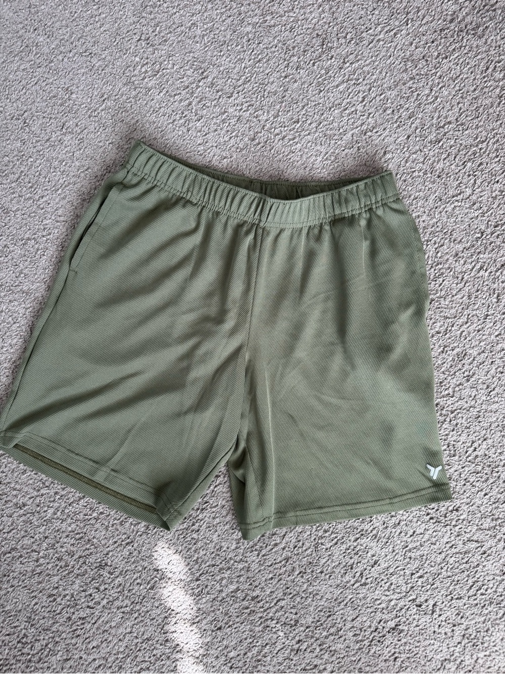 Old Navy Men's Athletic Shorts in Olive